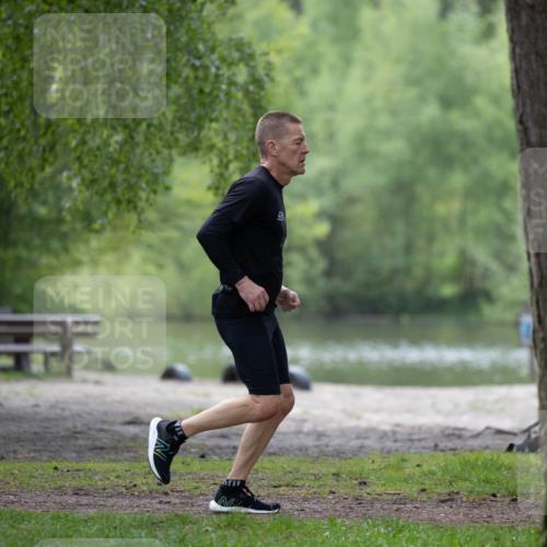 05.05.2024 - 7. Wedeler Halbmarathon Michael Strokosch http://msf.ph/oto/6220942 05.05.2024 10:42:43 Laufen  meine-sportfotos.de