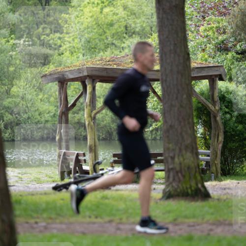 05.05.2024 - 7. Wedeler Halbmarathon Michael Strokosch http://msf.ph/oto/6220946 05.05.2024 10:42:44 Laufen  meine-sportfotos.de