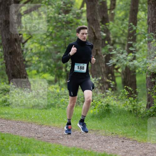 05.05.2024 - 7. Wedeler Halbmarathon Michael Strokosch http://msf.ph/oto/6220961 05.05.2024 10:43:08 Laufen 188 meine-sportfotos.de