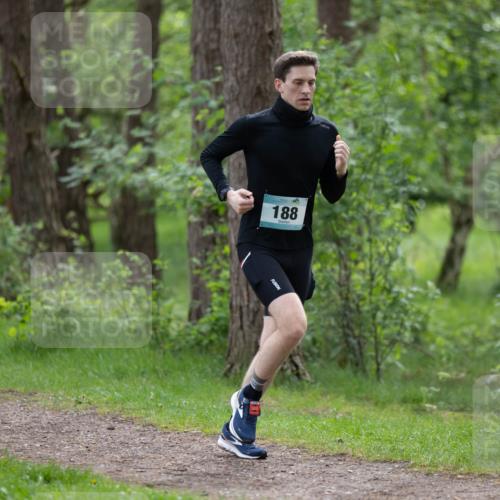 05.05.2024 - 7. Wedeler Halbmarathon Michael Strokosch http://msf.ph/oto/6220965 05.05.2024 10:43:09 Laufen 188 meine-sportfotos.de