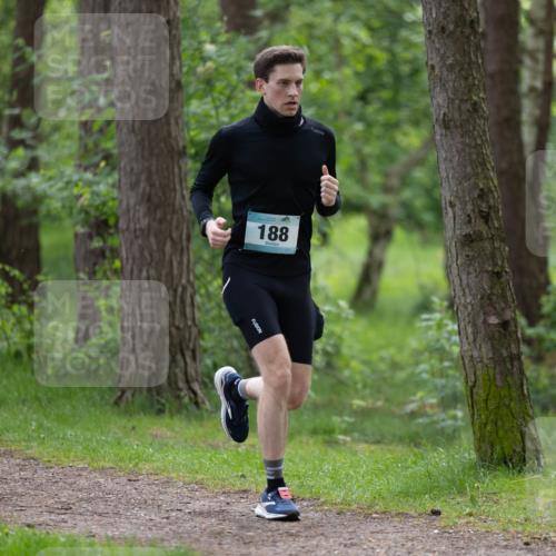 05.05.2024 - 7. Wedeler Halbmarathon Michael Strokosch http://msf.ph/oto/6220966 05.05.2024 10:43:10 Laufen 188 meine-sportfotos.de