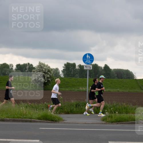 05.05.2024 - 7. Wedeler Halbmarathon Michael Strokosch http://msf.ph/oto/6220969 05.05.2024 10:55:00 Laufen  meine-sportfotos.de