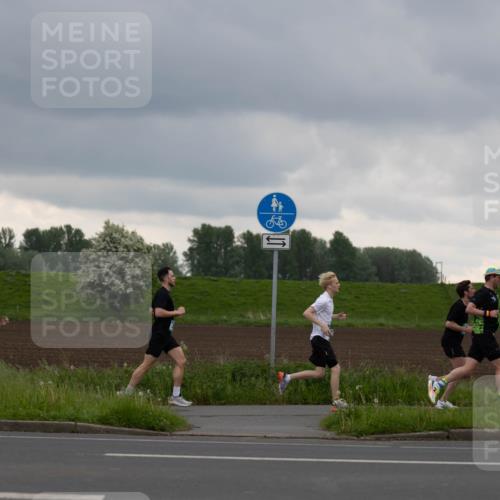 05.05.2024 - 7. Wedeler Halbmarathon Michael Strokosch http://msf.ph/oto/6220972 05.05.2024 10:55:00 Laufen  meine-sportfotos.de