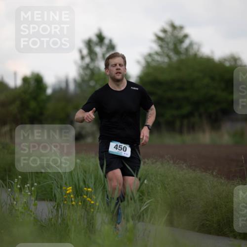 05.05.2024 - 7. Wedeler Halbmarathon Michael Strokosch http://msf.ph/oto/6221036 05.05.2024 10:56:12 Laufen 450, 8, 13 meine-sportfotos.de