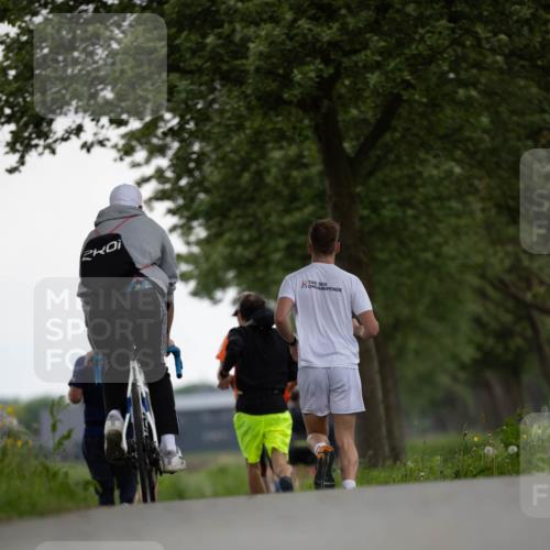 05.05.2024 - 7. Wedeler Halbmarathon Michael Strokosch http://msf.ph/oto/6221083 05.05.2024 10:56:58 Laufen  meine-sportfotos.de