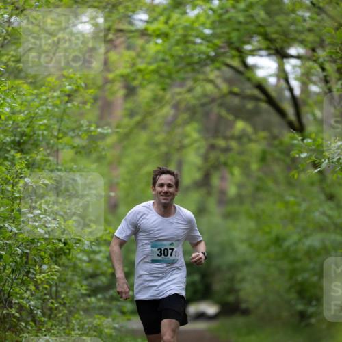 05.05.2024 - 7. Wedeler Halbmarathon Michael Strokosch http://msf.ph/oto/6221304 05.05.2024 10:30:18 Laufen 307 meine-sportfotos.de