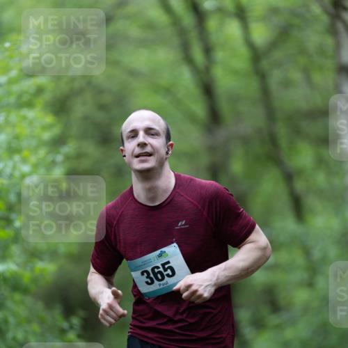 05.05.2024 - 7. Wedeler Halbmarathon Michael Strokosch http://msf.ph/oto/6221312 05.05.2024 10:30:37 Laufen 365 meine-sportfotos.de