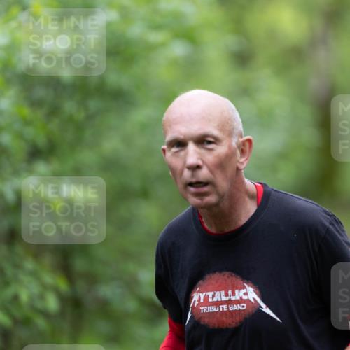 05.05.2024 - 7. Wedeler Halbmarathon Michael Strokosch http://msf.ph/oto/6221324 05.05.2024 10:31:33 Laufen  meine-sportfotos.de