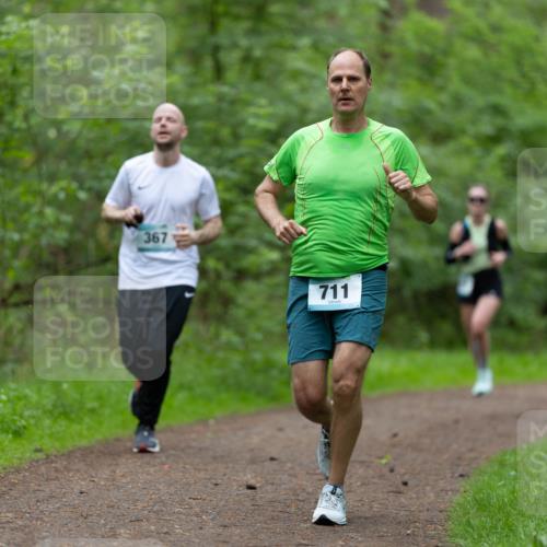 05.05.2024 - 7. Wedeler Halbmarathon Michael Strokosch http://msf.ph/oto/6221351 05.05.2024 10:37:06 Laufen 367, 711 meine-sportfotos.de