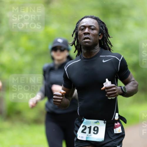 05.05.2024 - 7. Wedeler Halbmarathon Michael Strokosch http://msf.ph/oto/6221373 05.05.2024 10:37:31 Laufen 13, 219, 25 meine-sportfotos.de