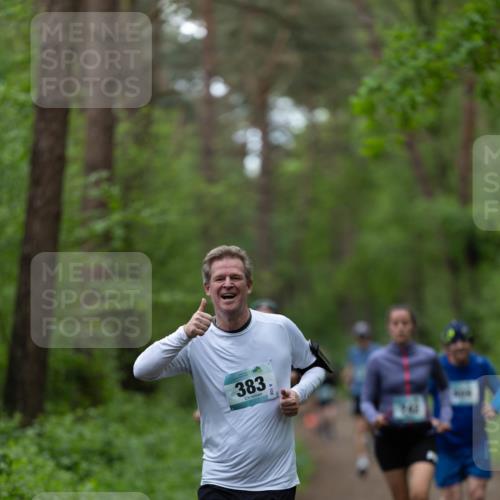05.05.2024 - 7. Wedeler Halbmarathon Michael Strokosch http://msf.ph/oto/6221393 05.05.2024 10:46:59 Laufen 383 meine-sportfotos.de