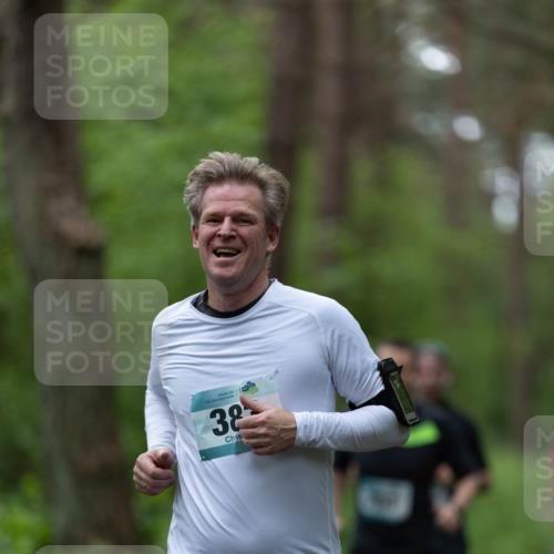 05.05.2024 - 7. Wedeler Halbmarathon Michael Strokosch http://msf.ph/oto/6221398 05.05.2024 10:47:00 Laufen 38 meine-sportfotos.de