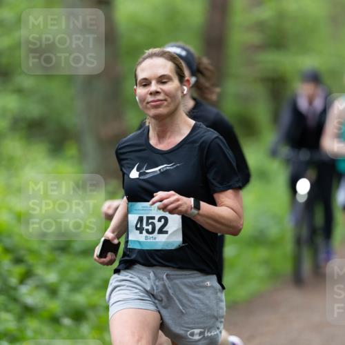 05.05.2024 - 7. Wedeler Halbmarathon Michael Strokosch http://msf.ph/oto/6221415 05.05.2024 10:47:13 Laufen 452 meine-sportfotos.de