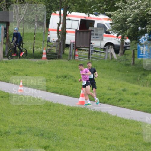 05.05.2024 - 7. Wedeler Halbmarathon H.Heesch http://msf.ph/oto/6221481 05.05.2024 10:52:35 Laufen 302, 591 meine-sportfotos.de