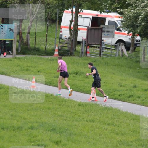 05.05.2024 - 7. Wedeler Halbmarathon H.Heesch http://msf.ph/oto/6221486 05.05.2024 10:52:36 Laufen  meine-sportfotos.de
