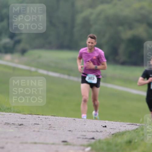 05.05.2024 - 7. Wedeler Halbmarathon H.Heesch http://msf.ph/oto/6221500 05.05.2024 10:52:57 Laufen 302 meine-sportfotos.de