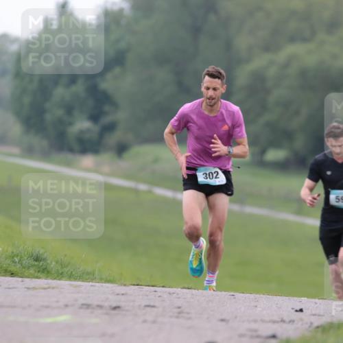 05.05.2024 - 7. Wedeler Halbmarathon H.Heesch http://msf.ph/oto/6221502 05.05.2024 10:52:58 Laufen 302, 35, 591 meine-sportfotos.de