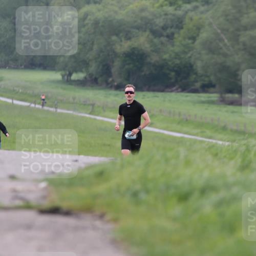 05.05.2024 - 7. Wedeler Halbmarathon H.Heesch http://msf.ph/oto/6221515 05.05.2024 10:53:37 Laufen  meine-sportfotos.de