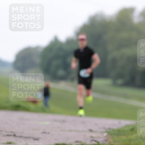 05.05.2024 - 7. Wedeler Halbmarathon H.Heesch http://msf.ph/oto/6221528 05.05.2024 10:53:42 Laufen  meine-sportfotos.de