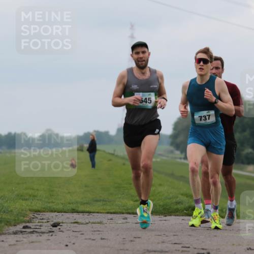 05.05.2024 - 7. Wedeler Halbmarathon H.Heesch http://msf.ph/oto/6221564 05.05.2024 10:54:55 Laufen 545, 737 meine-sportfotos.de