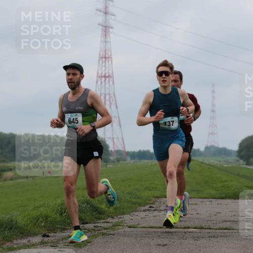 05.05.2024 - 7. Wedeler Halbmarathon H.Heesch http://msf.ph/oto/6221573 05.05.2024 10:54:57 Laufen 645, 737, 14 meine-sportfotos.de