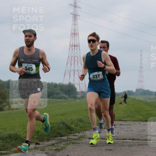 05.05.2024 - 7. Wedeler Halbmarathon H.Heesch http://msf.ph/oto/6221574 05.05.2024 10:54:58 Laufen 16, 545, 737 meine-sportfotos.de
