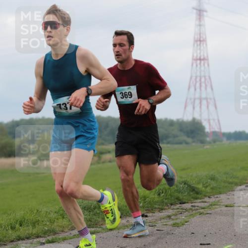 05.05.2024 - 7. Wedeler Halbmarathon H.Heesch http://msf.ph/oto/6221581 05.05.2024 10:54:59 Laufen 369, 737 meine-sportfotos.de