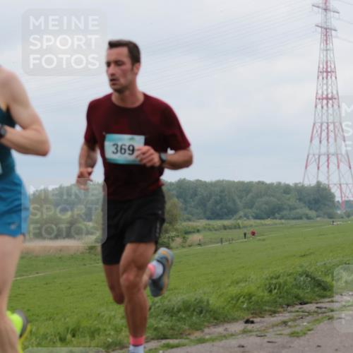 05.05.2024 - 7. Wedeler Halbmarathon H.Heesch http://msf.ph/oto/6221583 05.05.2024 10:54:59 Laufen 737, 369 meine-sportfotos.de