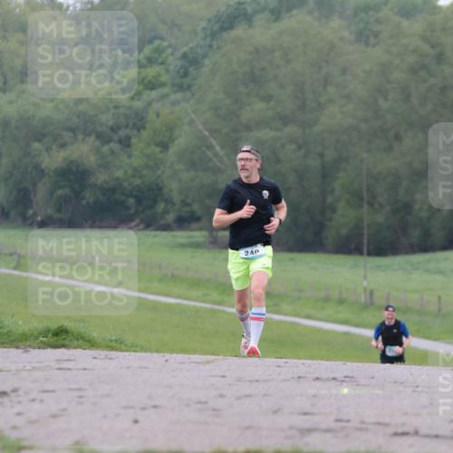 05.05.2024 - 7. Wedeler Halbmarathon H.Heesch http://msf.ph/oto/6221586 05.05.2024 10:56:17 Laufen 240 meine-sportfotos.de