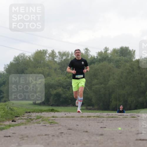 05.05.2024 - 7. Wedeler Halbmarathon H.Heesch http://msf.ph/oto/6221587 05.05.2024 10:56:19 Laufen  meine-sportfotos.de