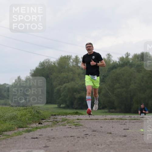 05.05.2024 - 7. Wedeler Halbmarathon H.Heesch http://msf.ph/oto/6221591 05.05.2024 10:56:20 Laufen 40 meine-sportfotos.de