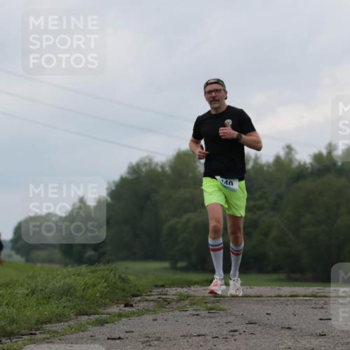 05.05.2024 - 7. Wedeler Halbmarathon H.Heesch http://msf.ph/oto/6221596 05.05.2024 10:56:21 Laufen 40 meine-sportfotos.de