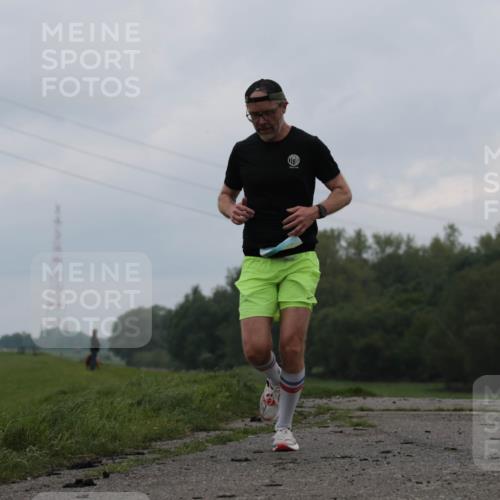 05.05.2024 - 7. Wedeler Halbmarathon H.Heesch http://msf.ph/oto/6221603 05.05.2024 10:56:23 Laufen  meine-sportfotos.de