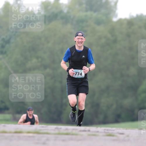 05.05.2024 - 7. Wedeler Halbmarathon H.Heesch http://msf.ph/oto/6221604 05.05.2024 10:56:26 Laufen 774 meine-sportfotos.de
