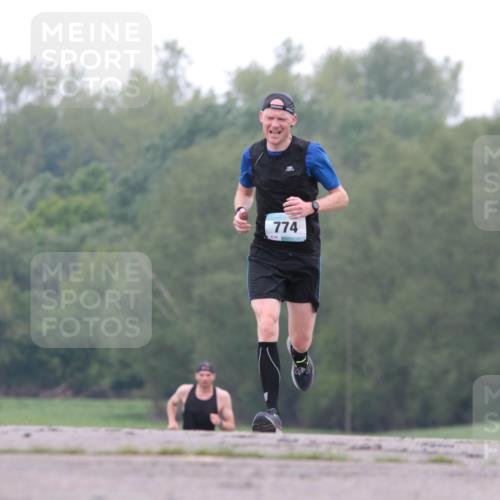 05.05.2024 - 7. Wedeler Halbmarathon H.Heesch http://msf.ph/oto/6221609 05.05.2024 10:56:27 Laufen 774 meine-sportfotos.de