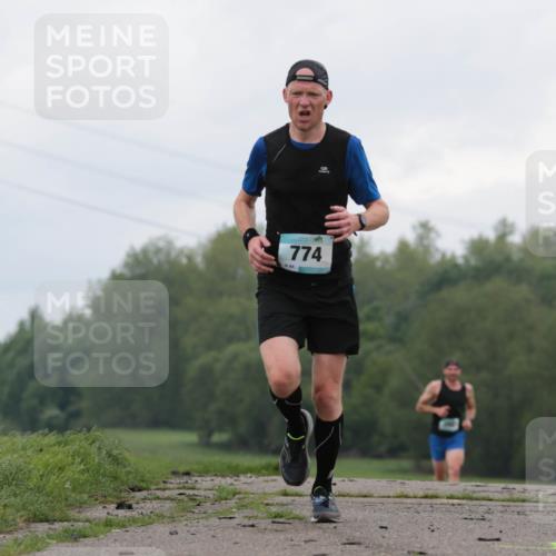 05.05.2024 - 7. Wedeler Halbmarathon H.Heesch http://msf.ph/oto/6221621 05.05.2024 10:56:30 Laufen 774 meine-sportfotos.de