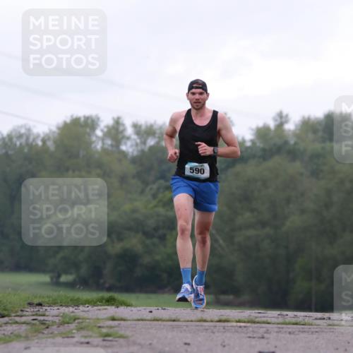 05.05.2024 - 7. Wedeler Halbmarathon H.Heesch http://msf.ph/oto/6221638 05.05.2024 10:56:35 Laufen 590 meine-sportfotos.de