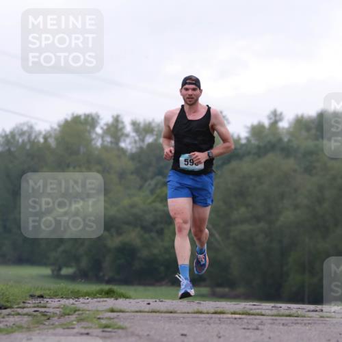 05.05.2024 - 7. Wedeler Halbmarathon H.Heesch http://msf.ph/oto/6221639 05.05.2024 10:56:35 Laufen 59 meine-sportfotos.de
