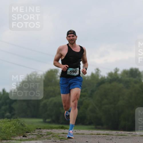 05.05.2024 - 7. Wedeler Halbmarathon H.Heesch http://msf.ph/oto/6221647 05.05.2024 10:56:37 Laufen 590 meine-sportfotos.de