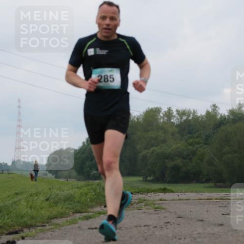 05.05.2024 - 7. Wedeler Halbmarathon H.Heesch http://msf.ph/oto/6221691 05.05.2024 10:57:13 Laufen 285 meine-sportfotos.de
