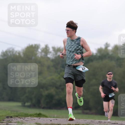 05.05.2024 - 7. Wedeler Halbmarathon H.Heesch http://msf.ph/oto/6221698 05.05.2024 10:57:30 Laufen 13, 20, 13 meine-sportfotos.de