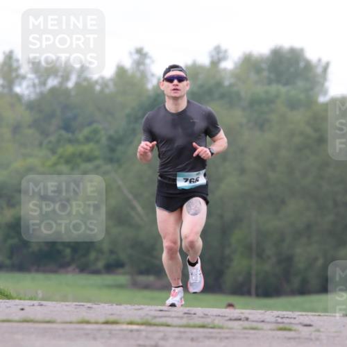05.05.2024 - 7. Wedeler Halbmarathon H.Heesch http://msf.ph/oto/6221701 05.05.2024 10:57:33 Laufen 766 meine-sportfotos.de