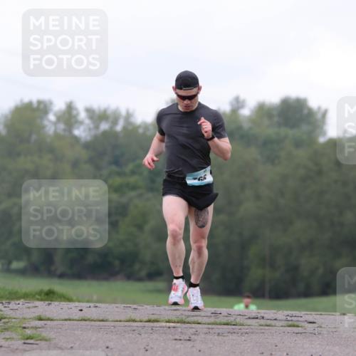 05.05.2024 - 7. Wedeler Halbmarathon H.Heesch http://msf.ph/oto/6221706 05.05.2024 10:57:34 Laufen 19 meine-sportfotos.de