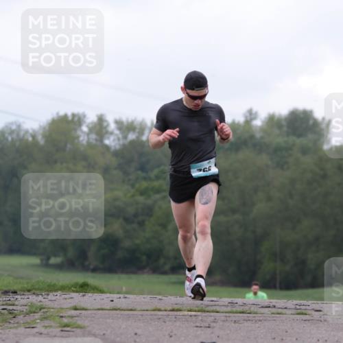 05.05.2024 - 7. Wedeler Halbmarathon H.Heesch http://msf.ph/oto/6221707 05.05.2024 10:57:34 Laufen  meine-sportfotos.de
