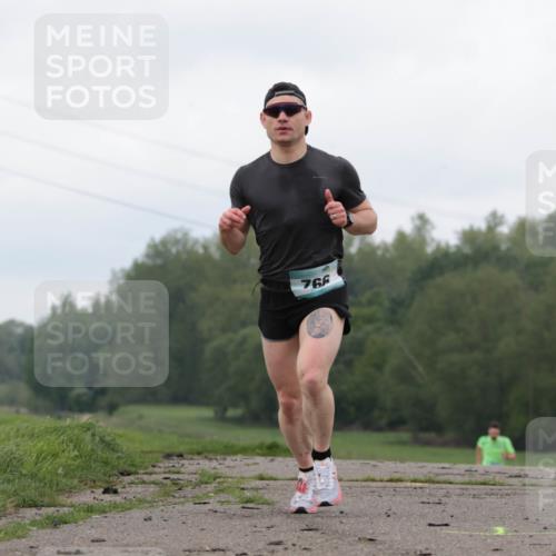 05.05.2024 - 7. Wedeler Halbmarathon H.Heesch http://msf.ph/oto/6221711 05.05.2024 10:57:36 Laufen 766 meine-sportfotos.de