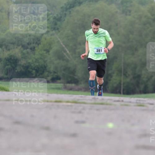 05.05.2024 - 7. Wedeler Halbmarathon H.Heesch http://msf.ph/oto/6221717 05.05.2024 10:57:41 Laufen 281 meine-sportfotos.de