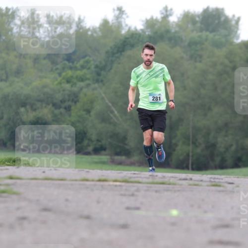 05.05.2024 - 7. Wedeler Halbmarathon H.Heesch http://msf.ph/oto/6221721 05.05.2024 10:57:41 Laufen 281 meine-sportfotos.de