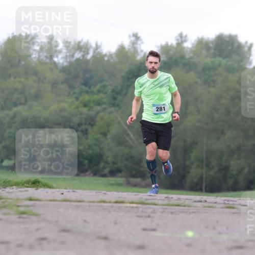 05.05.2024 - 7. Wedeler Halbmarathon H.Heesch http://msf.ph/oto/6221723 05.05.2024 10:57:42 Laufen 281 meine-sportfotos.de