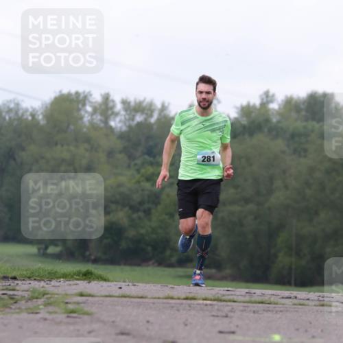 05.05.2024 - 7. Wedeler Halbmarathon H.Heesch http://msf.ph/oto/6221728 05.05.2024 10:57:43 Laufen 281 meine-sportfotos.de