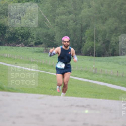 05.05.2024 - 7. Wedeler Halbmarathon H.Heesch http://msf.ph/oto/6221778 05.05.2024 11:00:21 Laufen  meine-sportfotos.de